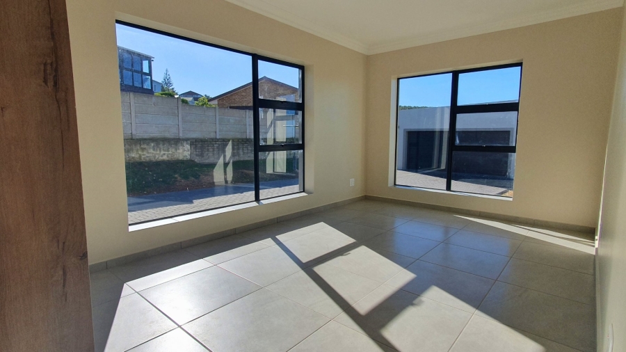 3 Bedroom Property for Sale in Dana Bay Western Cape
